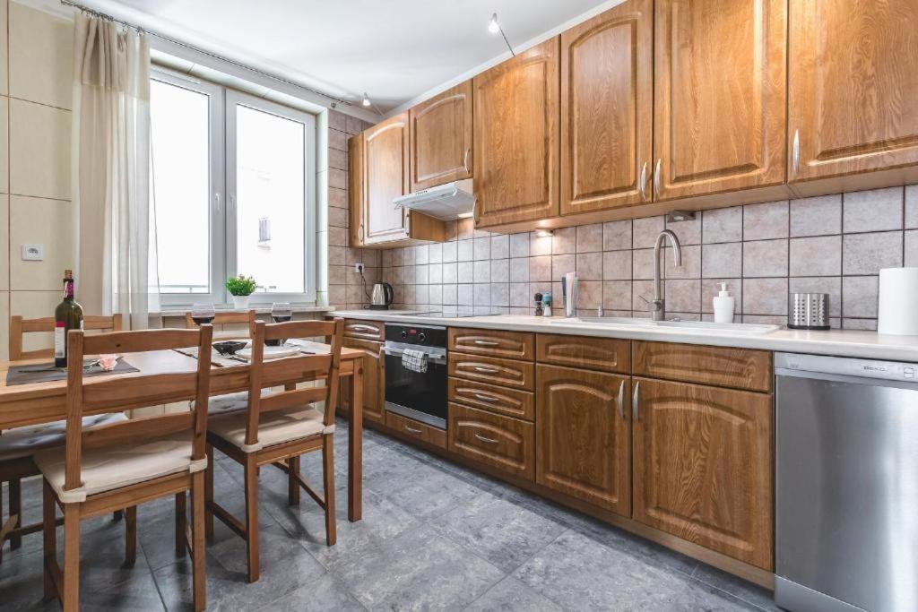 Apartament Niecala Queens Superior Lublin Eksteriør billede